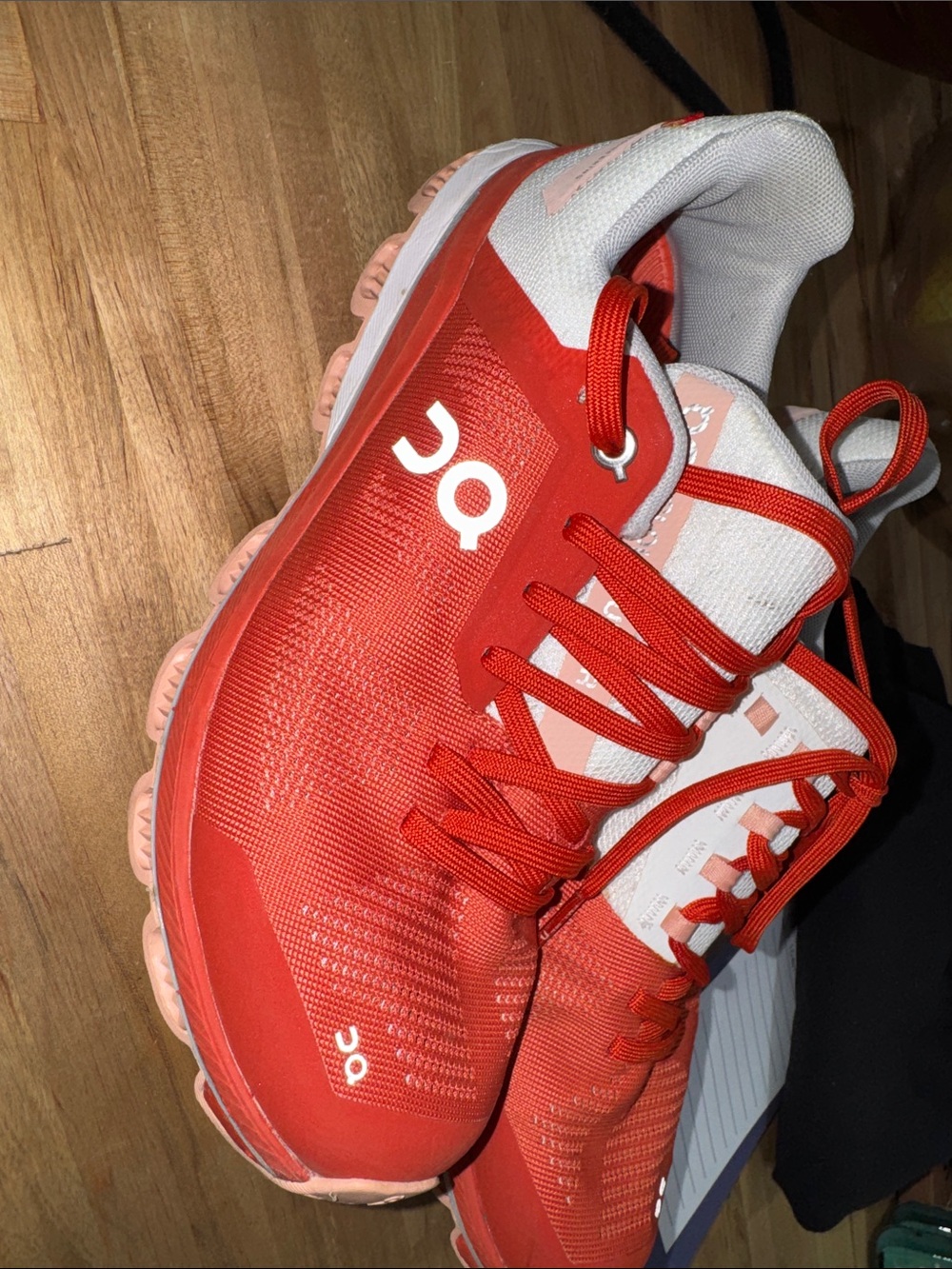 Women’s On Cloud Orange  Running Shoes 7.5